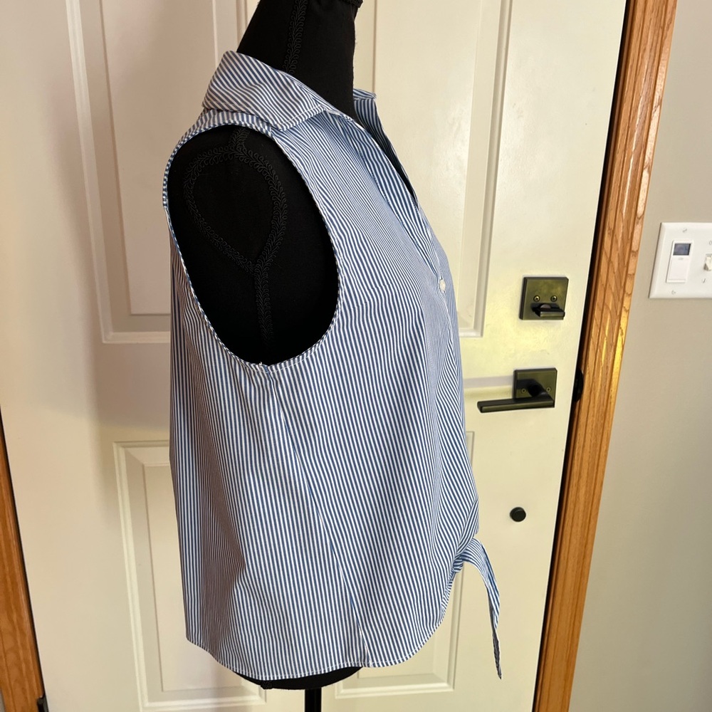 Women’s Casa Cabana blue white pinstripe sleeve collar button shirt. Size small - Picture 2 of 12